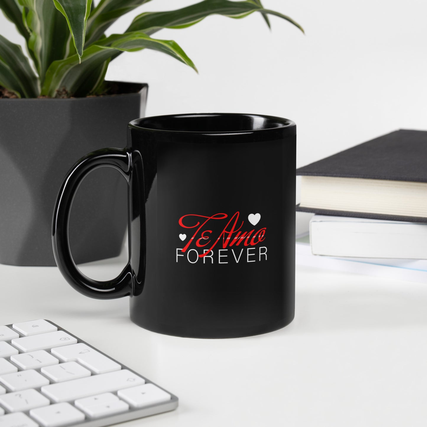 Te Amo Forever Black Glossy Mug.