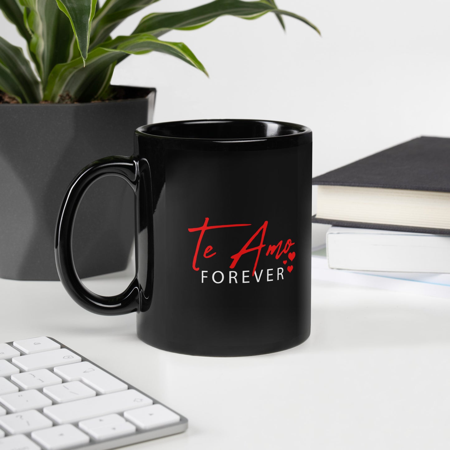 Te Amo Forever Black Glossy Mug.