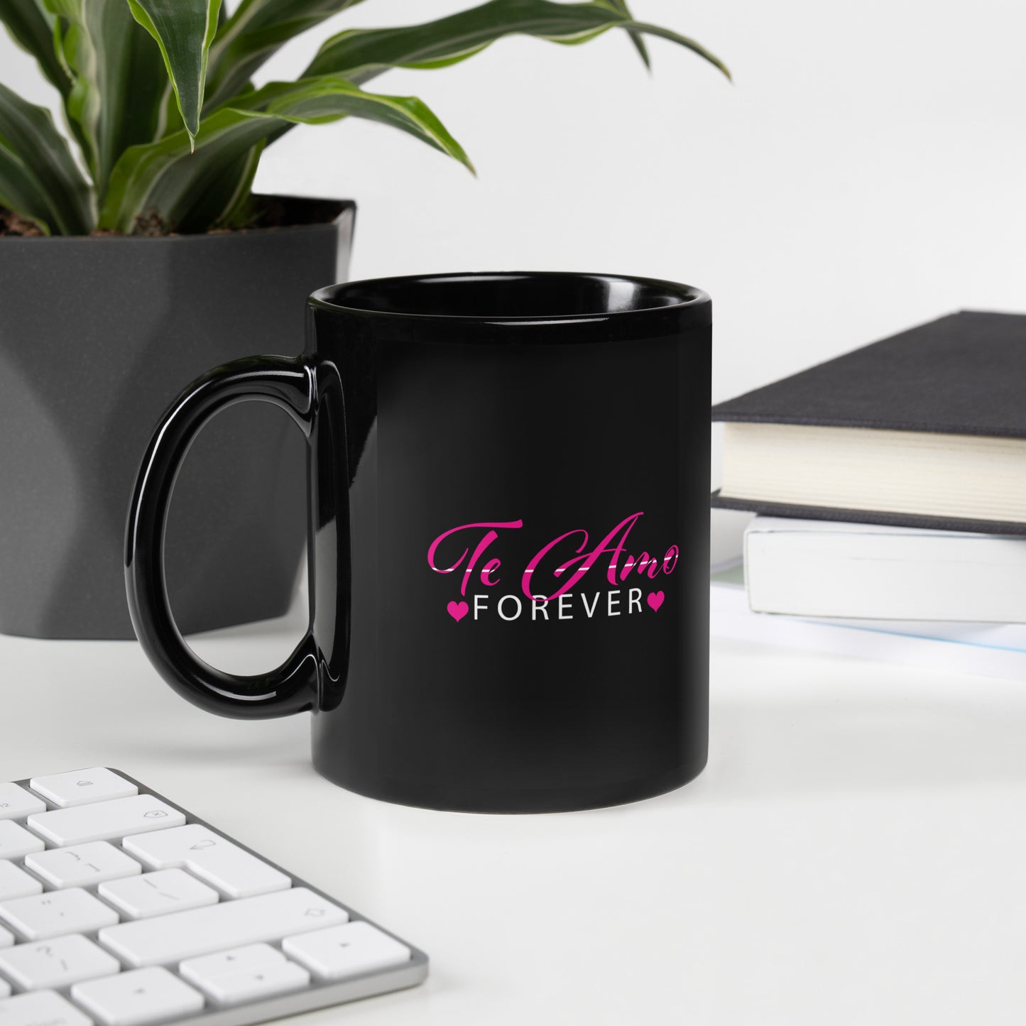Te Amo Forever Black Glossy Mug.