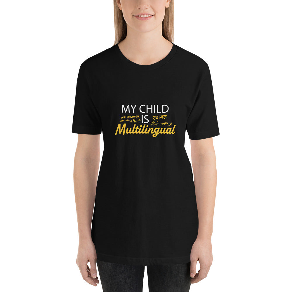Camiseta infantil multilingüe.